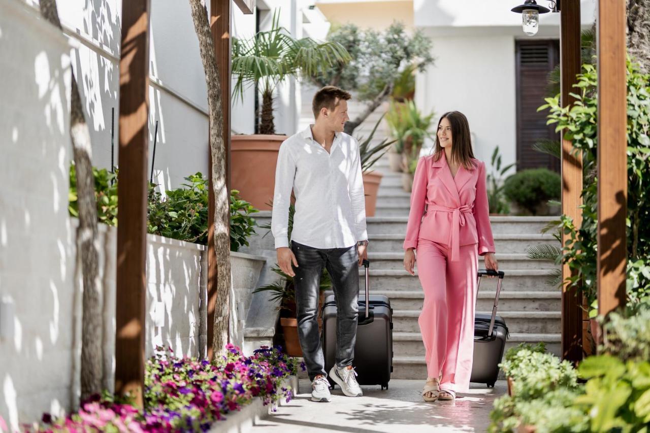 Hotel Perla Херцег Нови Екстериор снимка