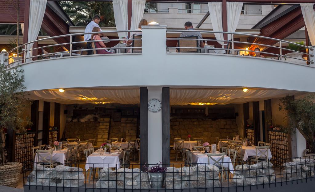 Hotel Perla Херцег Нови Екстериор снимка