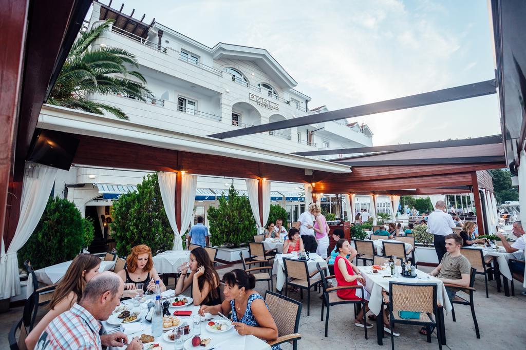 Hotel Perla Херцег Нови Екстериор снимка