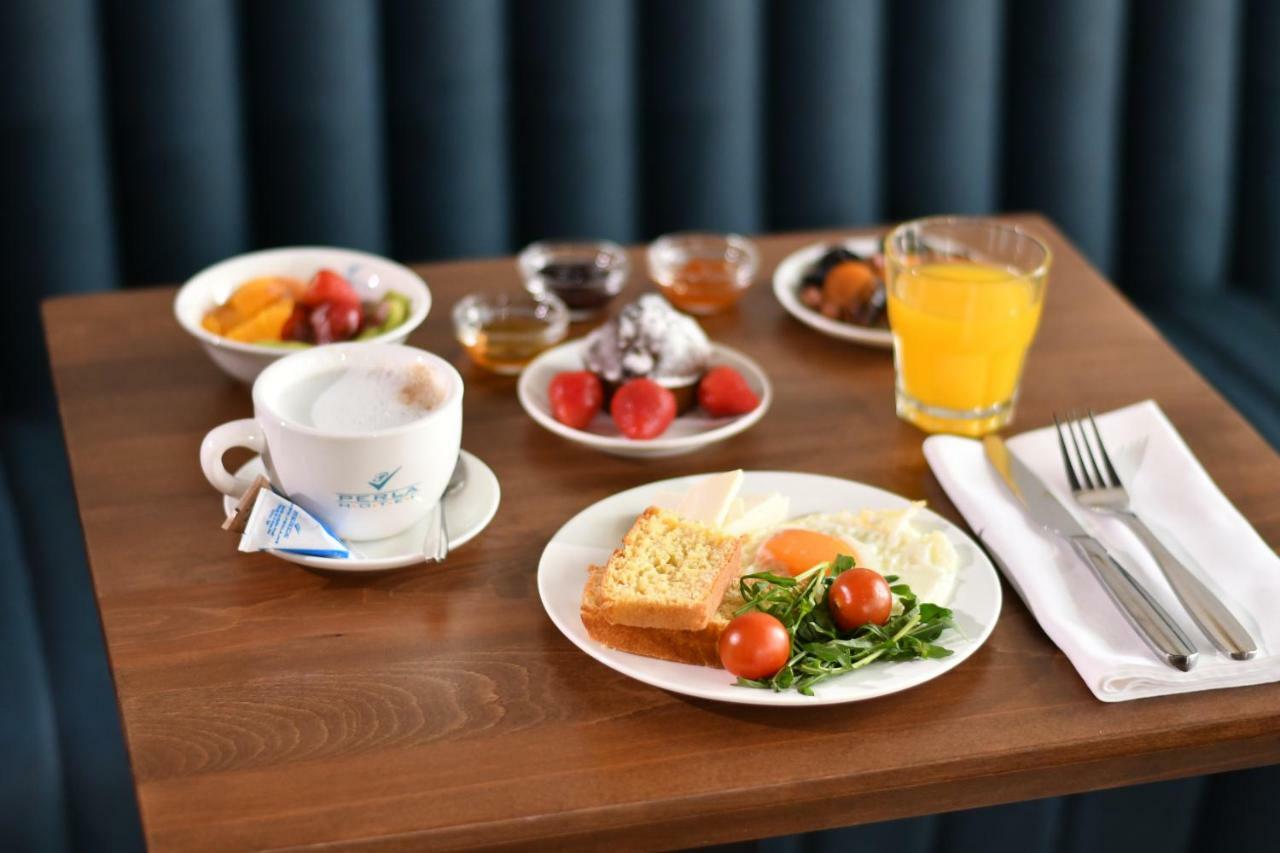 Hotel Perla Херцег Нови Екстериор снимка
